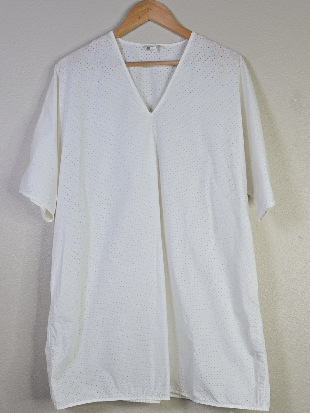 COS White V-Neck Short Sleeve Eyelet Tee Mino Dress Size 4